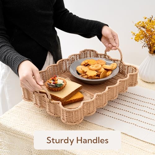 GRANNY SAYS Scalloped Wicker Serving Tray 15x11x2 Inches